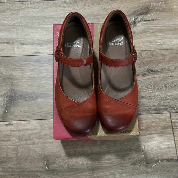 Dansko Fawna shoes - Picture 1 of 8